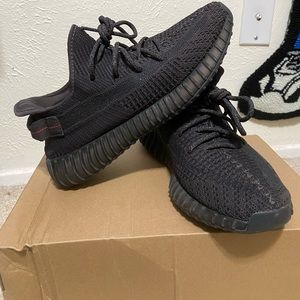 Yeezy boost 350 V2 (non-reflective)